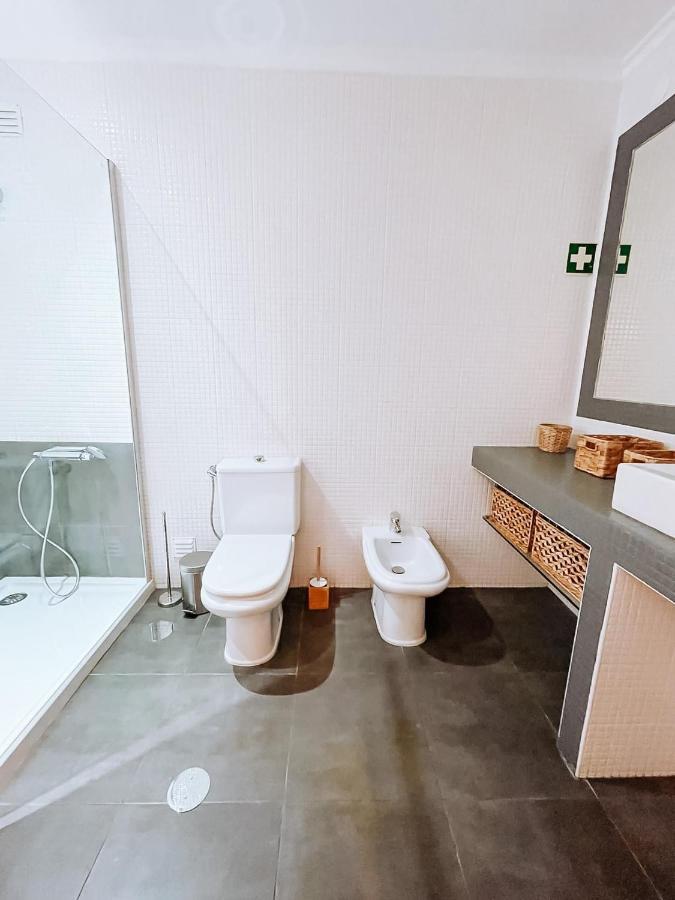 Oursea - Sea View With Pool - Fully Renewed 2022 Apartment Albufeira Ngoại thất bức ảnh